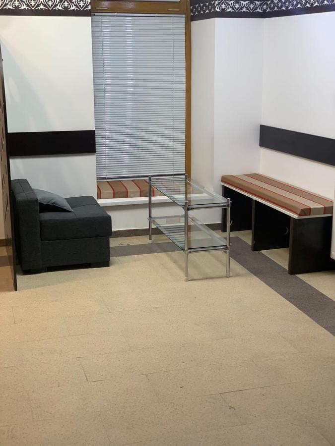 "Modeli" Hostel 第比利斯 外观 照片